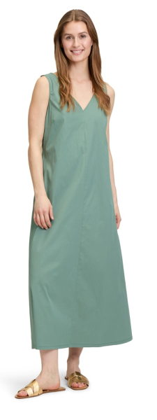 Langes Kleid in salia green